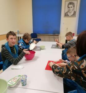 6d8b224f55db25e98f349cf1c420c5d3 (1)