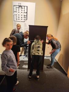 Messenger creation 2741582E-8725-43BD-B762-56C343873214